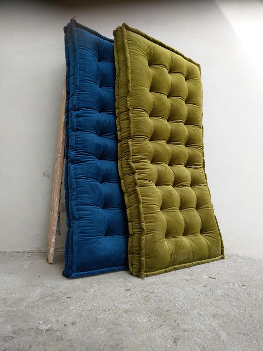 pufy do siedzenia Futon materac francuski Velvet  Siedzisko na podłogę Granat