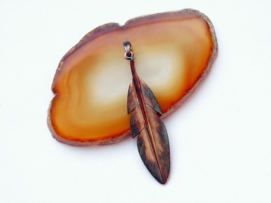 Brązowe pióro VENUS GALERIA
