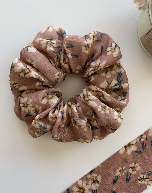 gumki do włosów Scrunchie Cintia w odcieniu jasnego brązu