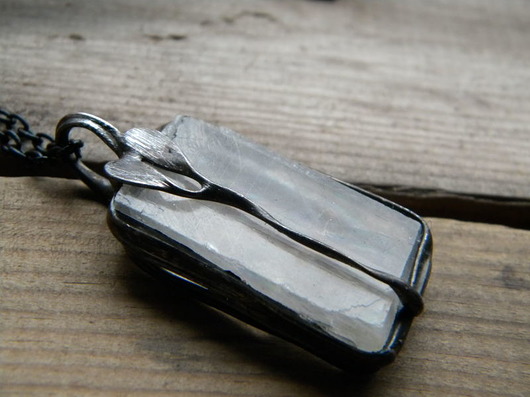  Iceland spar  -  surowy kryształ - naszyjnik Beata Trotter