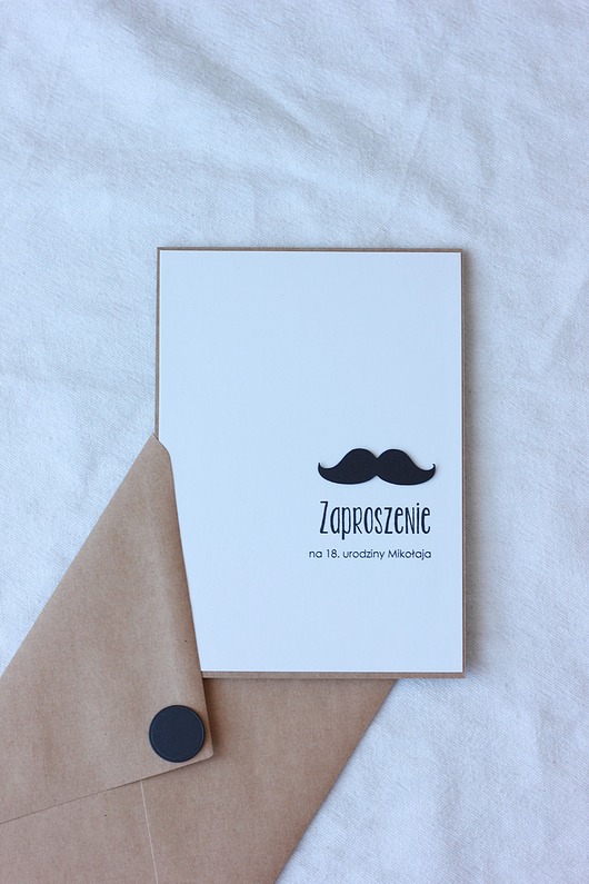 kartki scrapbooking Wąsy. Zaproszenia urodzinowe z wąsami