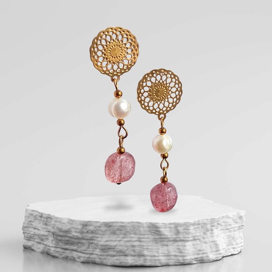 kolczyki z kamieniami Kwarc truskawkowy & PERŁY - kolczyki na ozdobnych sztyftach.