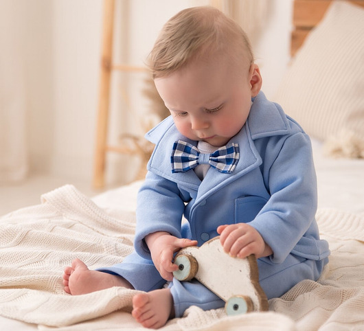 szatki, ubranie na chrzest Garniturek na chrzest dla niemowlaka WIKTOR