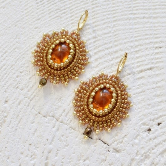 golden frills Made by Magda