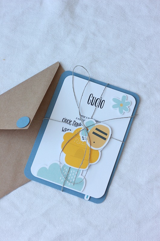 kartki scrapbooking Och, Misiu. Zaproszenia urodzinowe z pszczółką