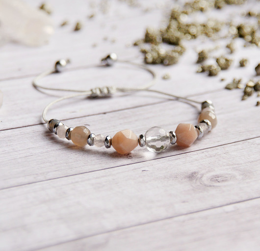 bransoletki z kamieni naturalnych Amulet - KOBIECOŚĆ - k.górski, k.słoneczny