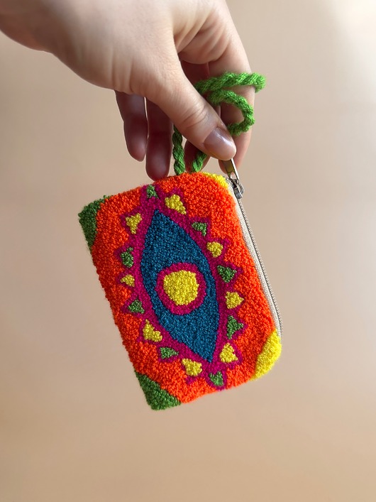 portfele damskie Portfelik/ portmonetka punch needle oko