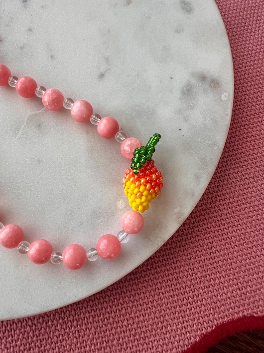 złote naszyjniki Jadeit z Mango