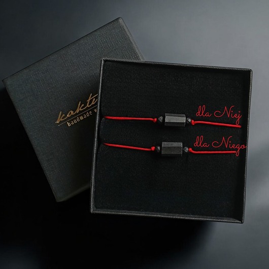 bransoletki z kamieni naturalnych Komplet dla pary : ochronne bransoletki - czarny turmalin : czerwony sznurek