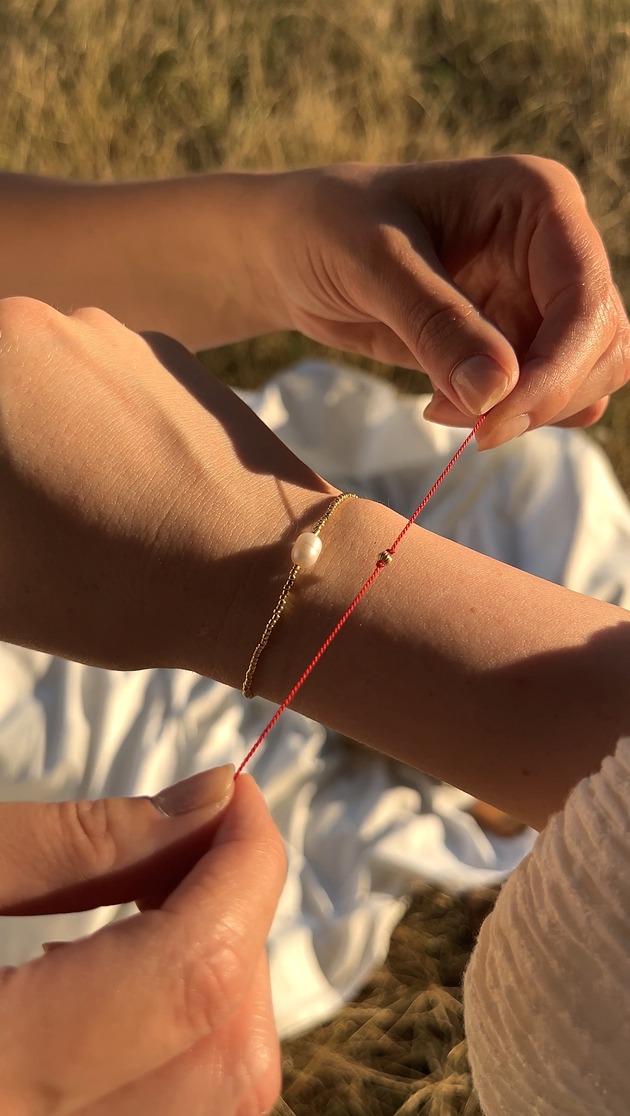bransoletki na sznurku LUCKY bransoletka na szczęście - intencja - czerwona jedwabna nić
