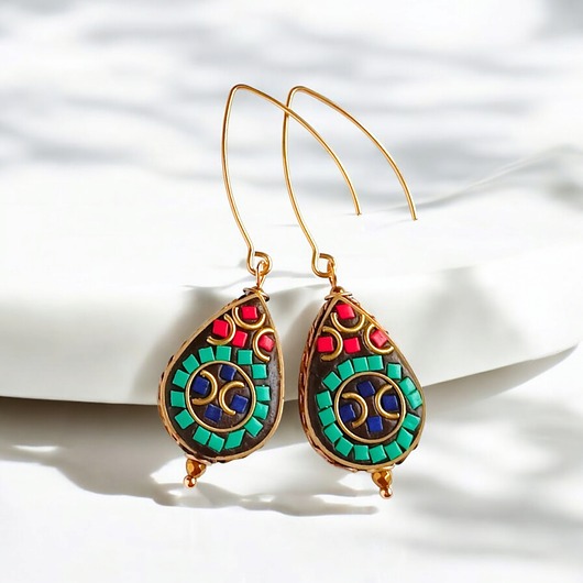 kolczyki z mosiądzu PREMIUM: kolczyki z  korali tybetańskich: długie