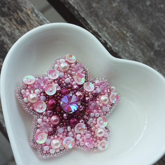 broszki Broszka kwiat różowy