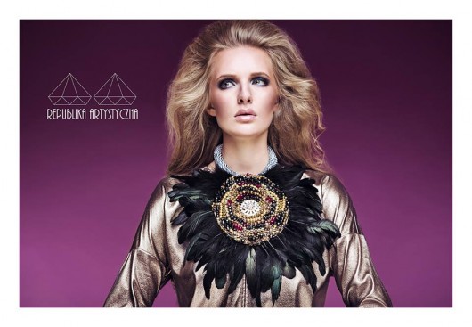 Shades of gloss Republika jewelry