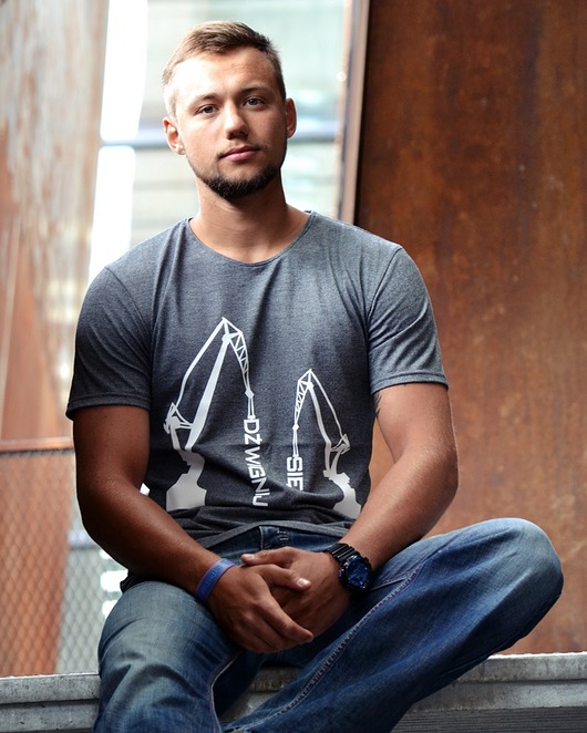 T-shirt męski szary DŹWIGNIJ SIĘ ZAKLAD ze 3MIASTO
