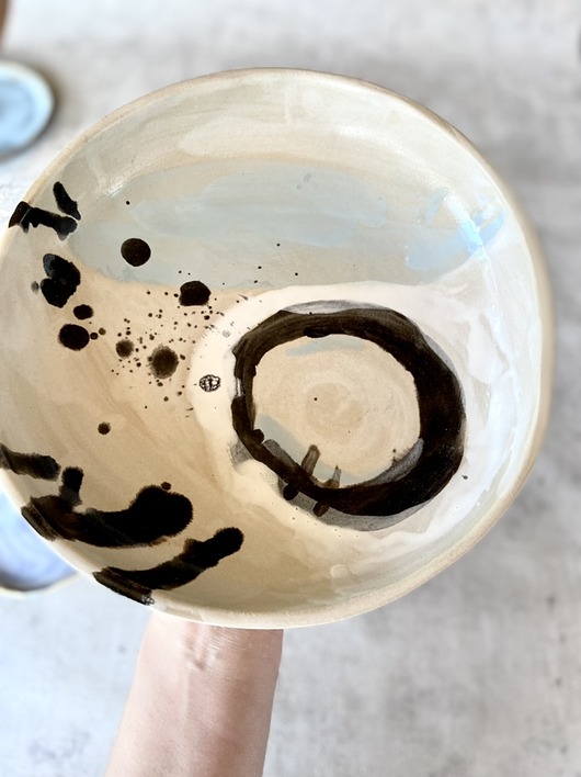 Miska ceramiczna z abstrakcyjnym wzorem Projekt Ładniej