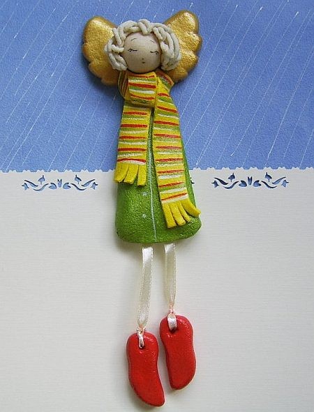 Aniołek w czerwonych kaloszach smila