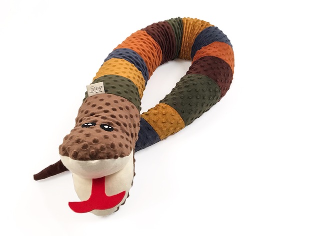 Poduszka MinkySnakeLove Nessy Patchwork
