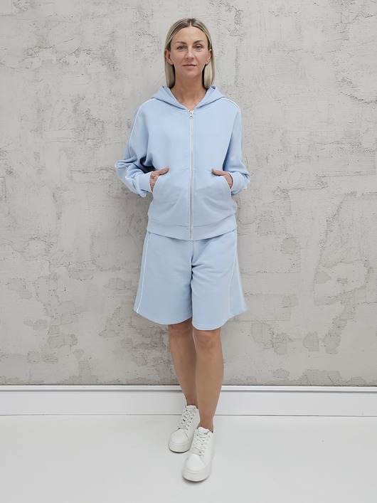 komplety damskie Dita komplet bluza na zamek i spodenki z lamówkamii Baby Blue