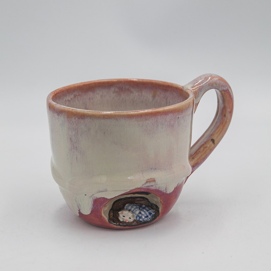 kubki Kubek z kotkiem pod kocykiem