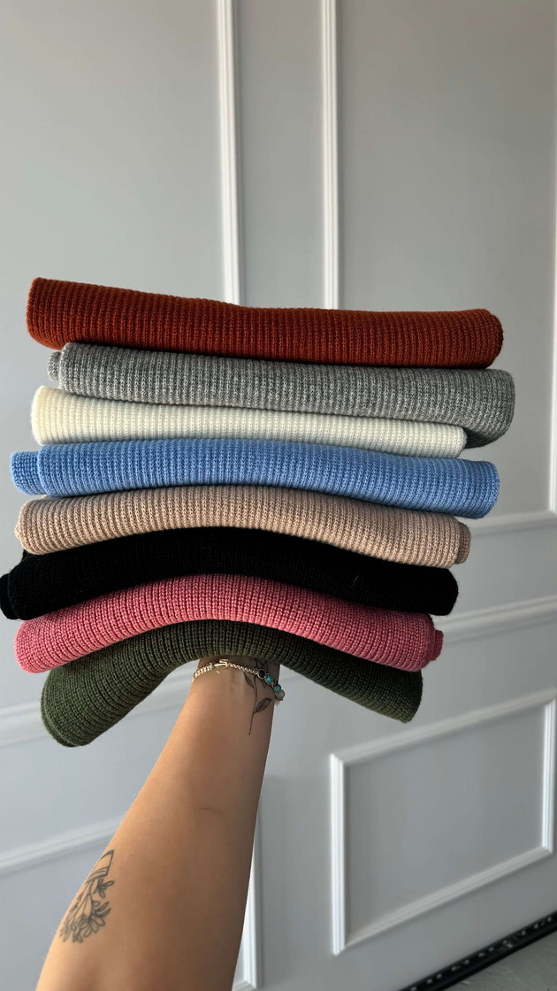 czapki damskie Szalik Wełniany KARIBU Bordowy- pluszowy prążkowany szal 100% wełny merino