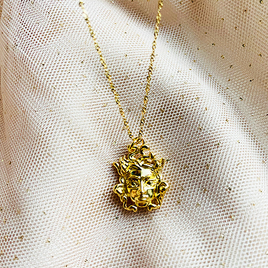 złote naszyjniki Złoty naszyjnik z Meduzą, Grecka meduza Gorgona