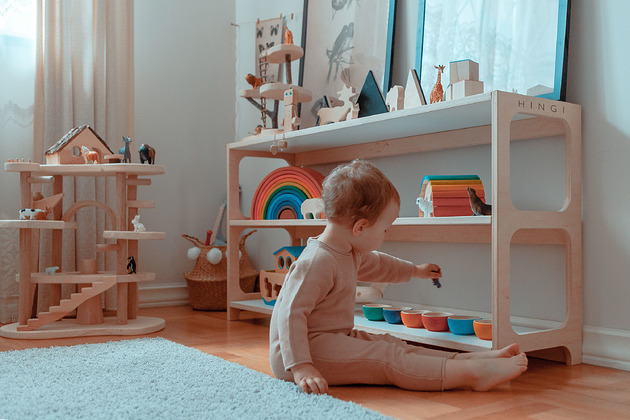 meble do pokoju dziecka Regał Montessori dla dzieci - HINGI Ori 3 półkowy