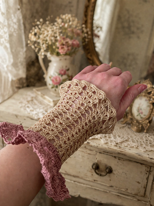 rękawiczki damskie Mitenki koronkowe retro vintage styl kremowo różowe