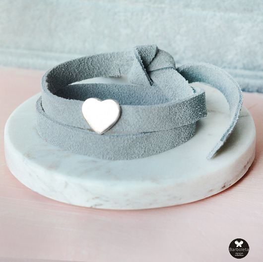 light grey love silver barboleta