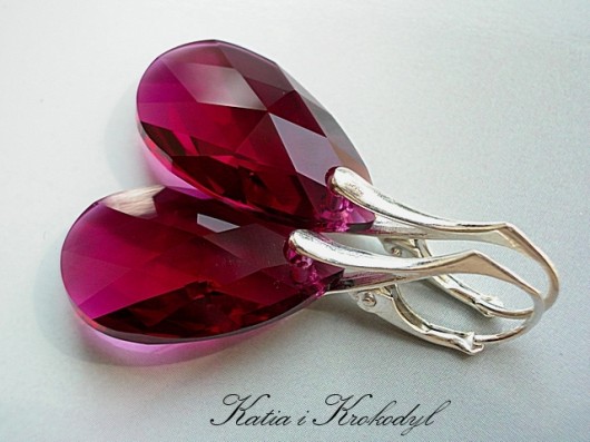 kryształ SWAROVSKI MIGDAŁY RUBY  Katia i krokodyl