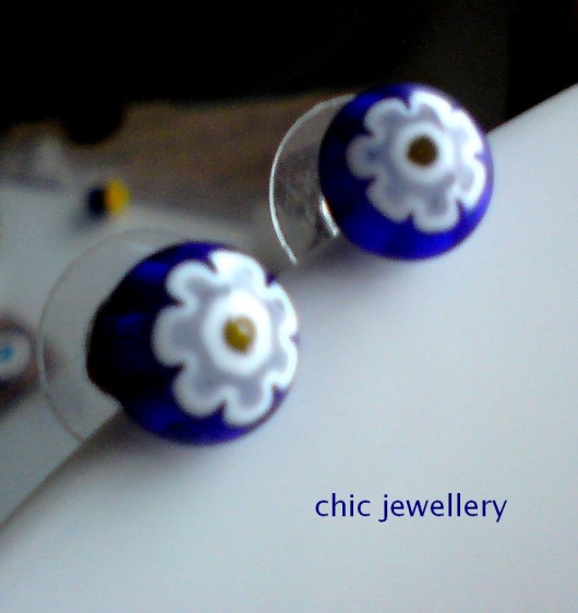  white flowers funkyandchic