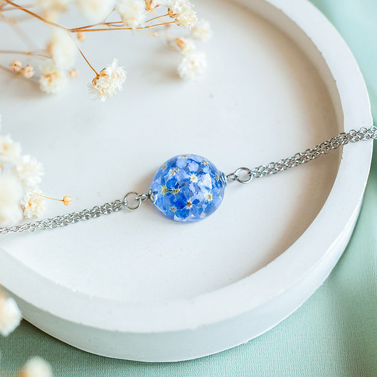 bransoletki z żywicy Bransoletka z niezapominajkami