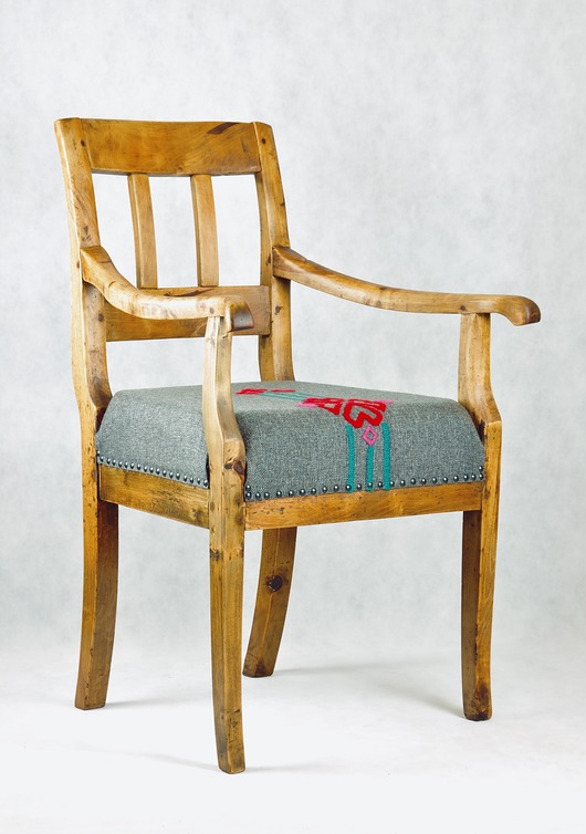Fotel ANTIQUE new old project