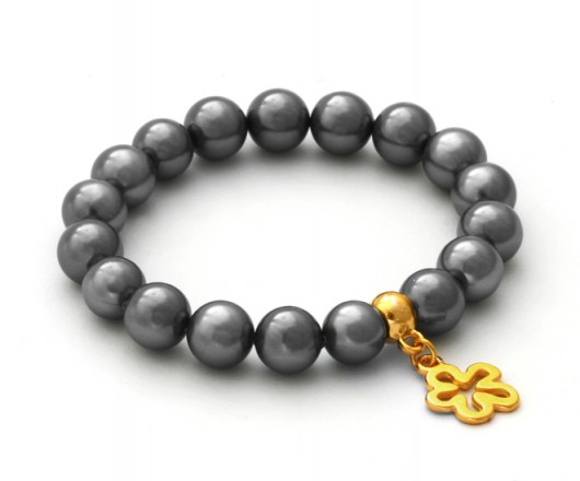 Pearl with flower pendant in steel. Lavoga