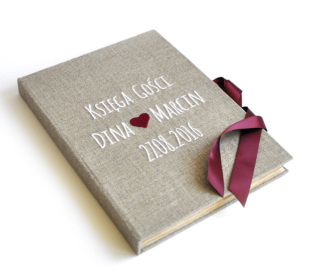 księgi gości i albumy ślubne Księga gości haftowana