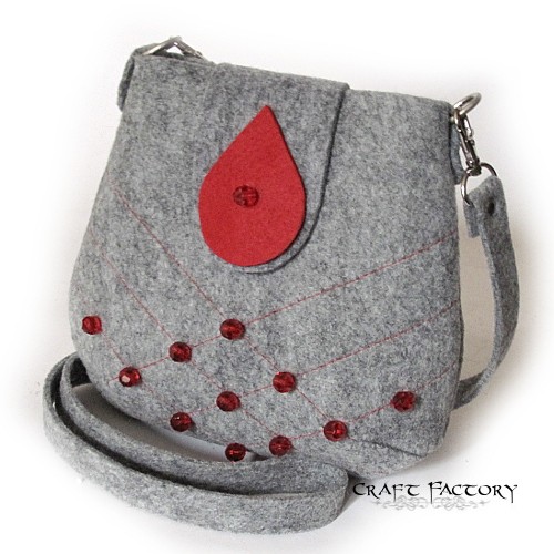 Crystals in Red - torebka na ramię Craft Factory