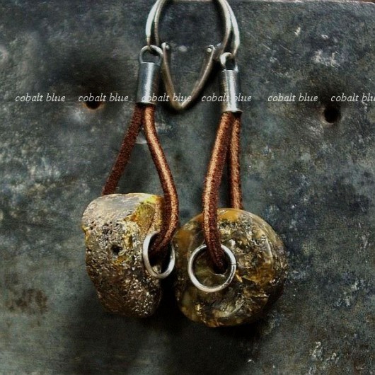 BURSZTYN   .........(8) cobalt