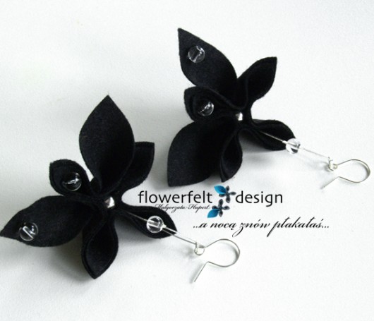 ...a nocą znów płakałaś... FlowerFelt Design