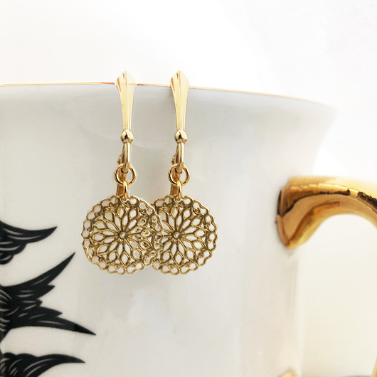 kolczyki pozłacane Kolczyki z rozetą, złote wiszące rozety