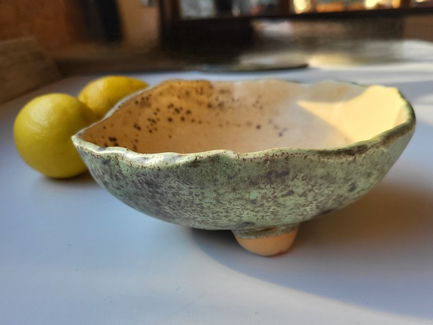 miski i misy Ceramiczna miseczka na 3 nóżkach