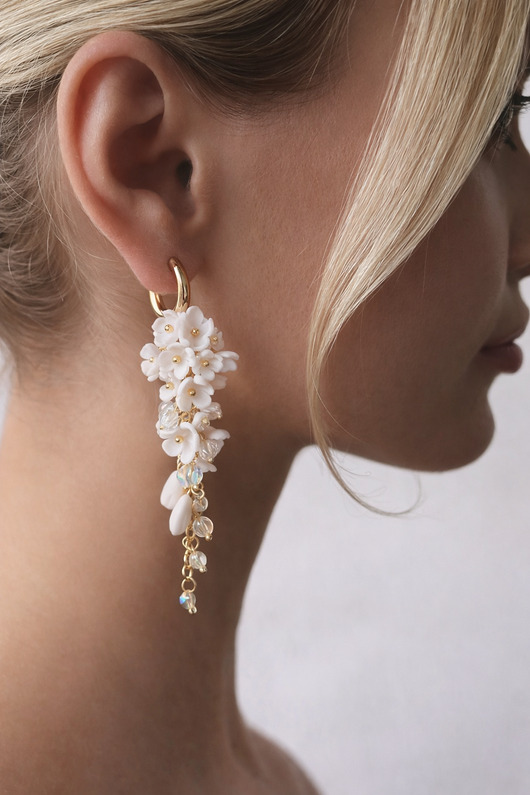 Biżuteria ślubna Kolczyki ślubne z białymi kwiatami i kryształkami