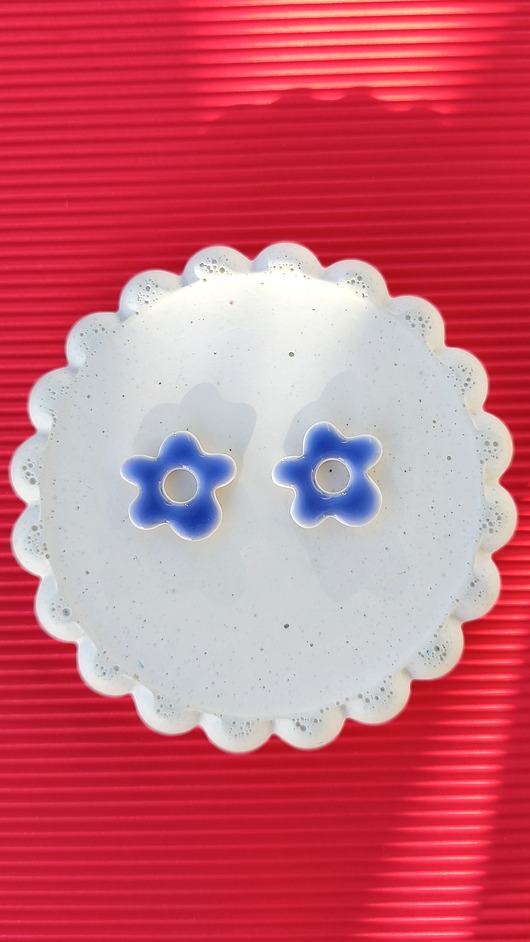 kolczyki z masy plastycznej Kolczyki FLORE sztyfty kwiatki