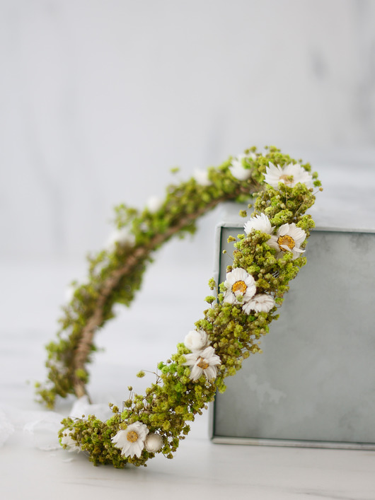 Wianek komunijny z naturalnego suszu Lola White