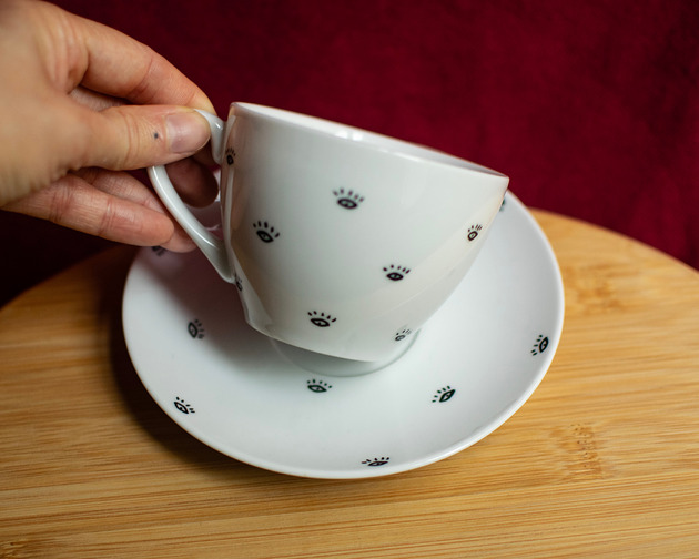 filiżanki FIliżanka ze spodkiem w oczy