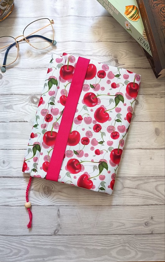 pokrowce i etui - różne Etui otulacz pokrowiec na książkę