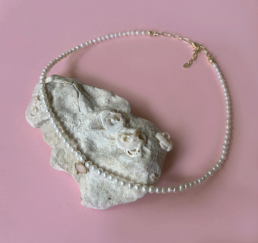 złote naszyjniki Złoty naszyjnik z perłami - srebro 925 pokryte 24K złotem