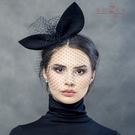 fascynatory Czarna kokarda na glowę z woalką.