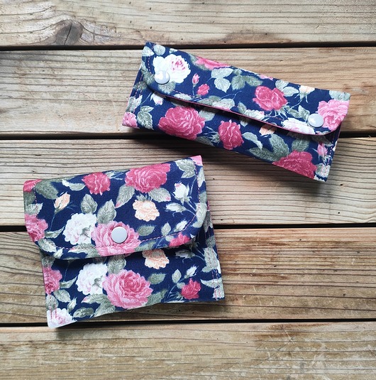 kosmetyczki Etui kwiaty - Zestaw podróżny 17