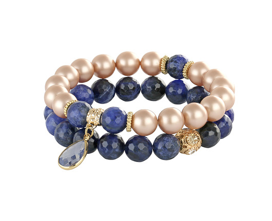 Pearly chic - almond & navy blue. Lavoga