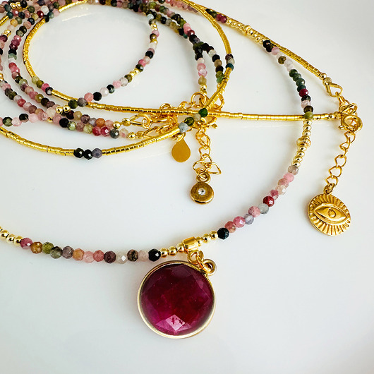 korale Delikatny komplet NASZYJNIKÓW Turmalin,  kolorowe kamienie