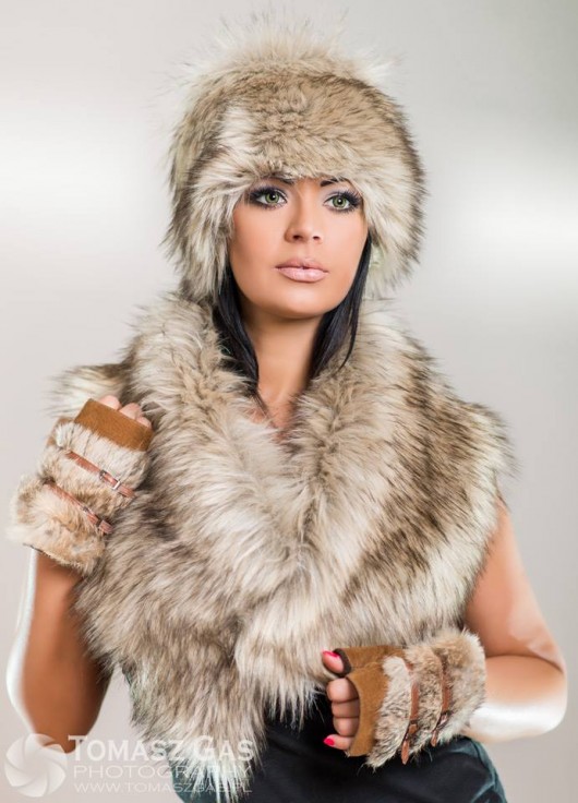 Szal futrzany  z kolekcji Luxury dorota woytasiewicz